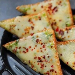 Cheese Chile Toast