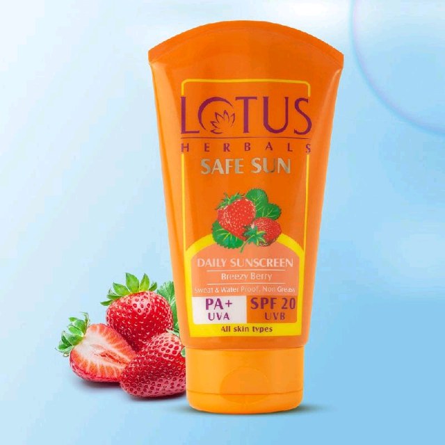 LOTUS HERBALS Safe Sun Sunscreen SPF 20 Pa+ 100g