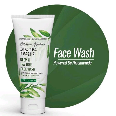 AROMA MAGIC Neem and Tea Tree Niacinamide Face Wash For Oily & Acne Prone Skin 100ml