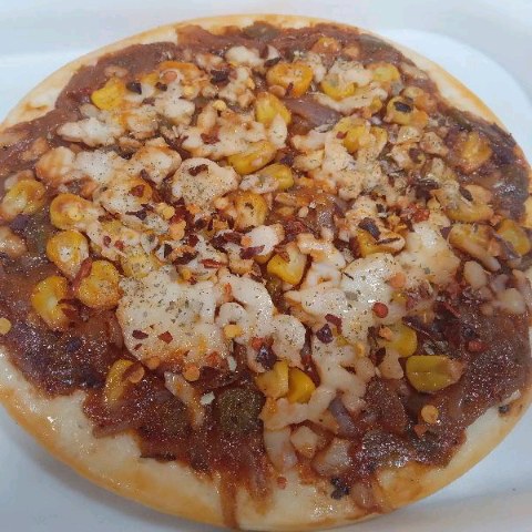 CORN & CHEESE BURST PIZZA