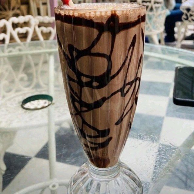 Bour Bon Milkshake