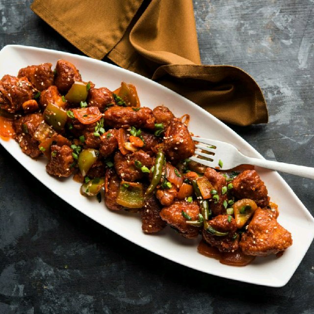 Chilly chicken Half boneless