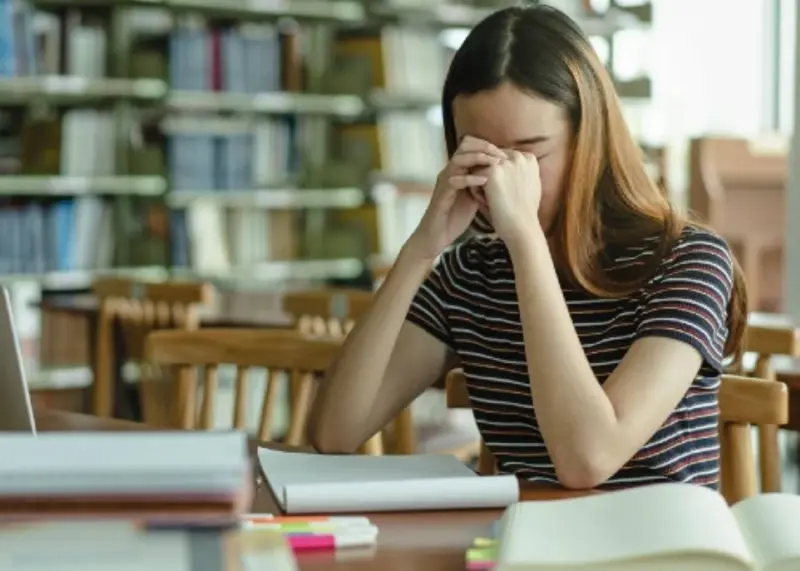 Terapia a estudiantes