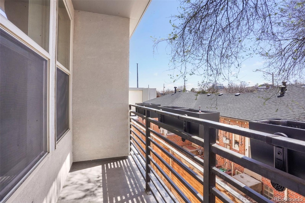 2 Bedroom Townhome in the Heart of Denver