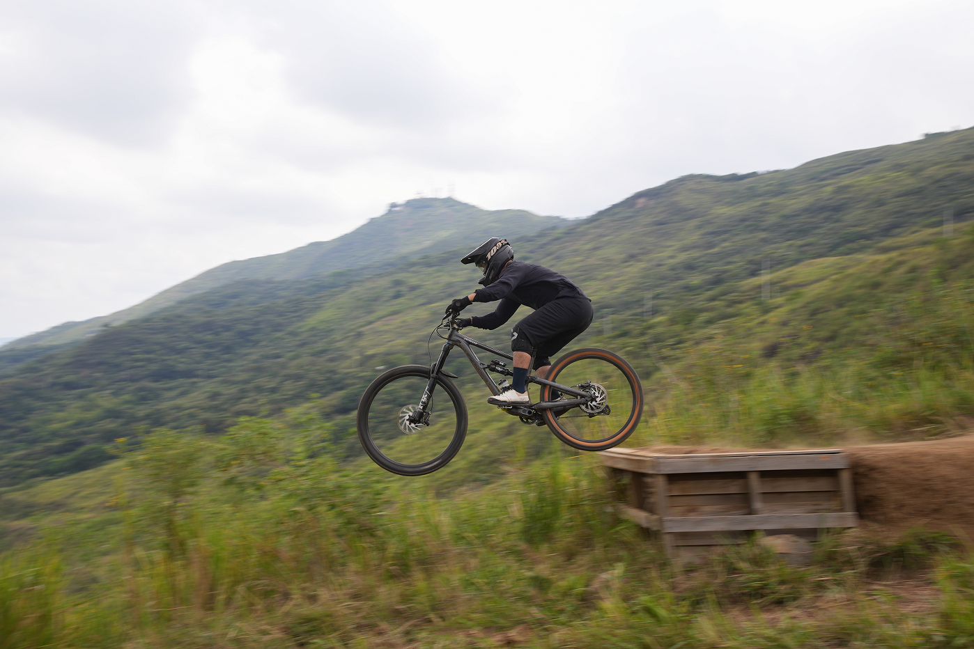 riders