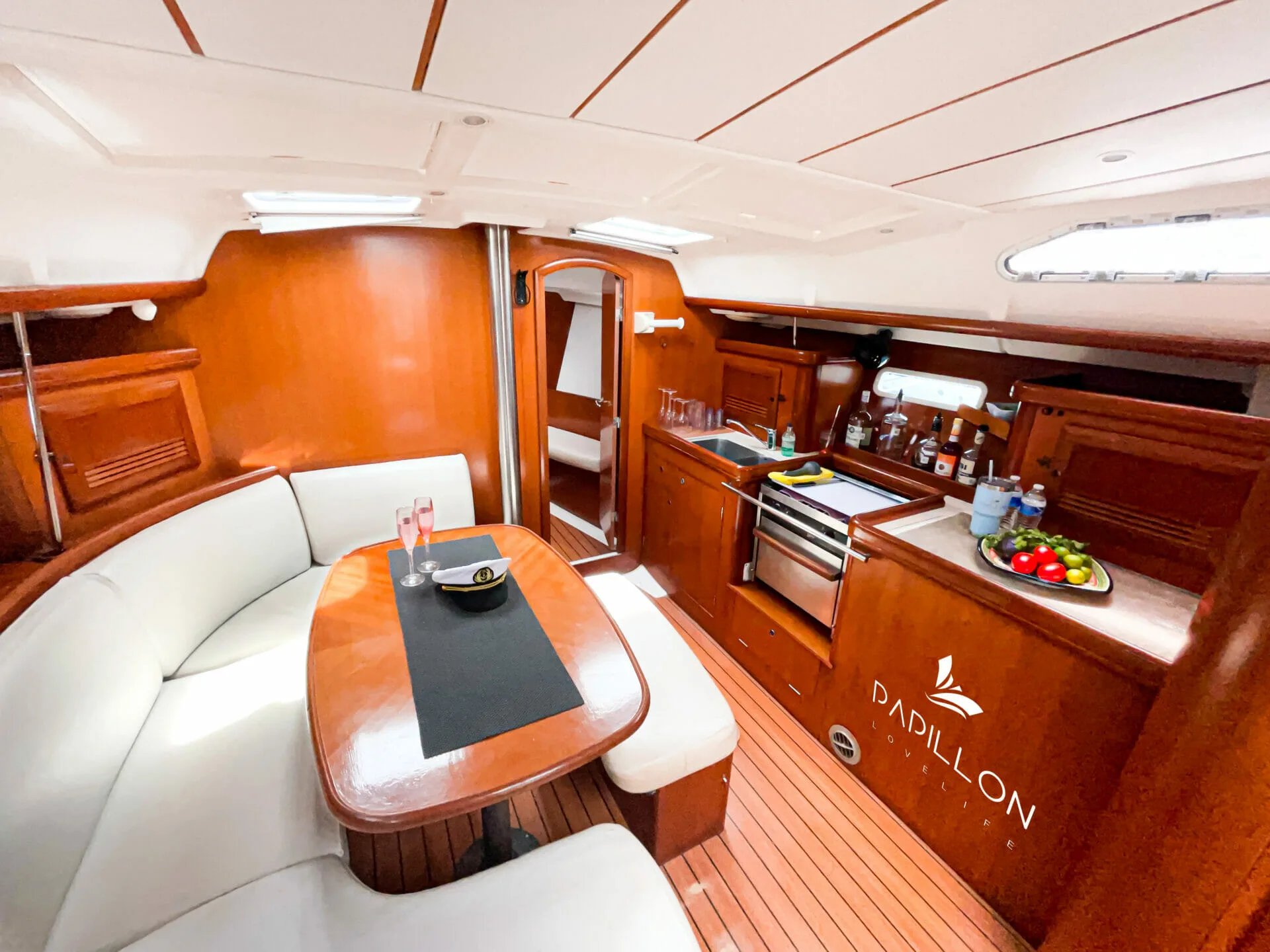 Beneteau 42