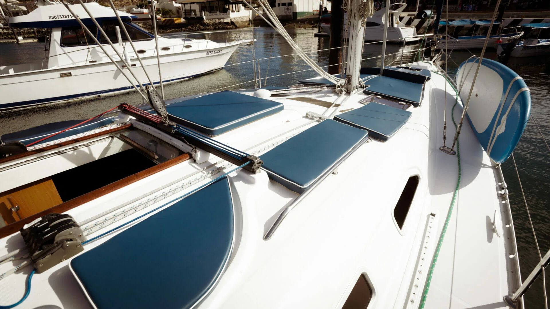 Beneteau 42