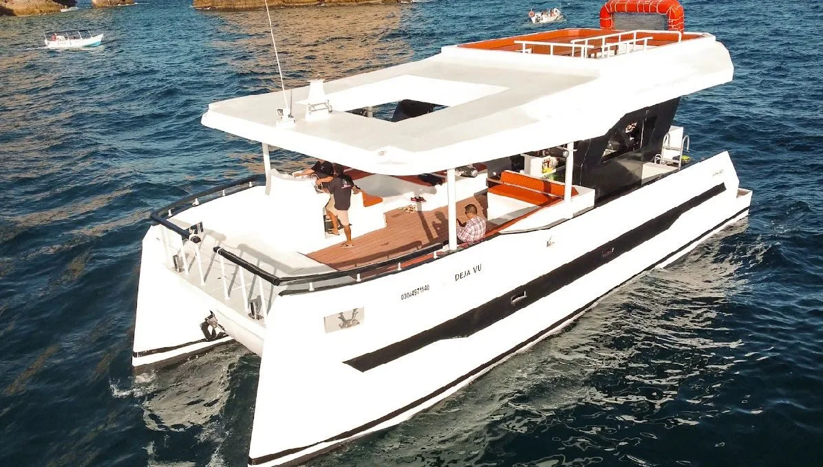 Catamaran 60