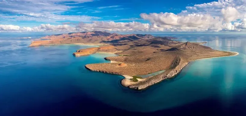 Espiritu Santo Island "The Aquarium of the World" - All Inclusive