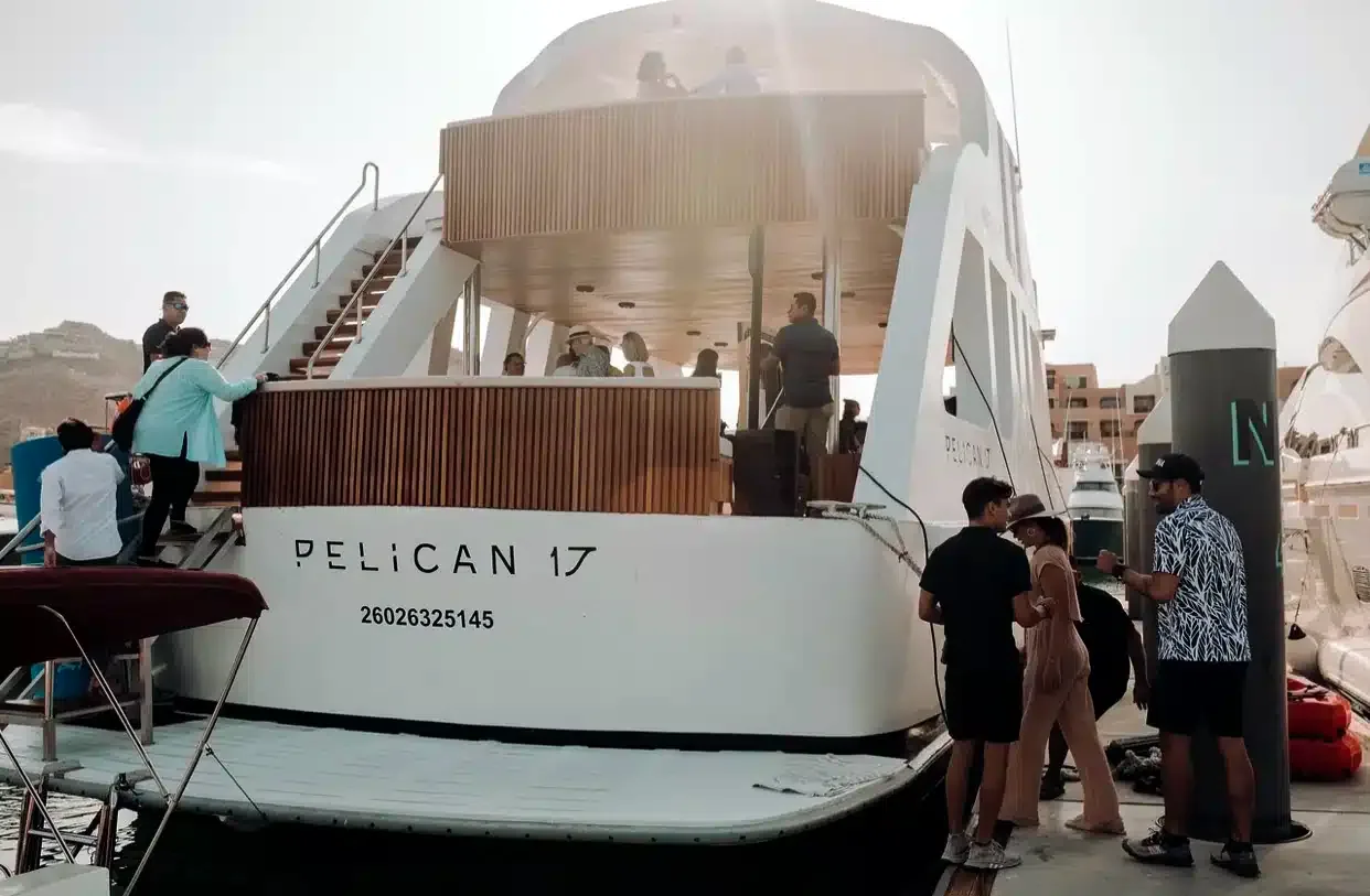 Pelicano 17 -  1 - 15  Guests