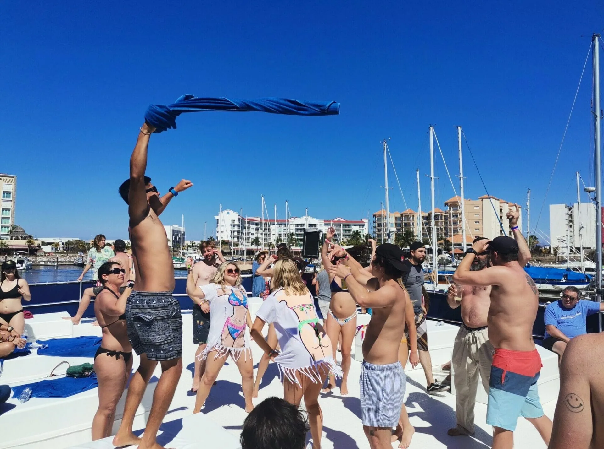 Sensation-Catamaran-Morning-Tour-Bash-Party-Bash-Party-Banda-Fun-Mazatlan-Mazatlan-4-scaled-e1652751425530