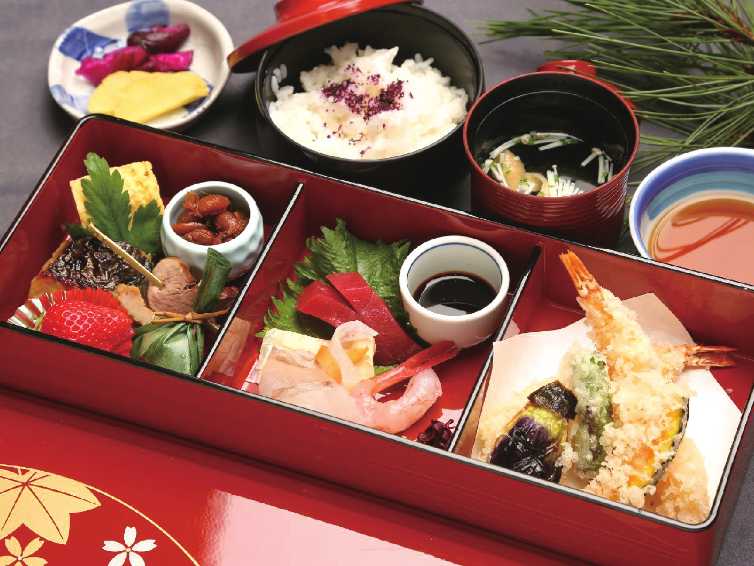 御料理　伊勢幾(いせいく)