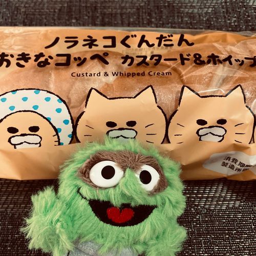 シール欲しくて買ったよ〜🍞