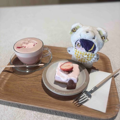 ごしゅくん！てっぺんの いちごは せっしゃが たべたいでござる