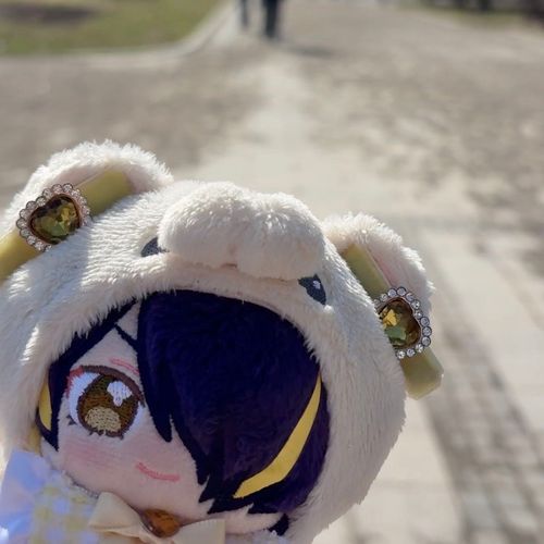 ごしゅくんと おさんぽに いったでござる！
ぽかぽかしてて はるをかんじたでござる さくらが さいたら またおそといこうでござる！