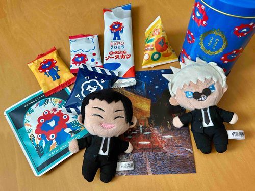 🏖️「ミャクミャクさん✨」
おみやげをもらったよ〜🎁夜のカフェテラスのファイルも素敵だね🌃☕️