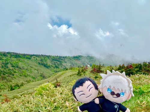 🏖️「十和田八幡平国立公園に来たよ！⛰️✨見渡す限り緑だよ！」
山の天気は変わりやすい〜⛅️