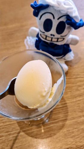 ホラーちゃーん？
はーい！
なにがすきー？
バニラあじよりも　お・ま・えら♪