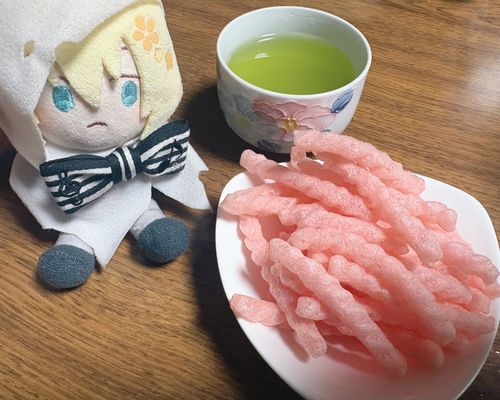 ももいろのかっぱえびせんだ🌸