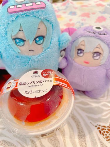 🩵リュウアニキから差し入れもらった…めちゃくちゃデカくてサイコー！
💜良かったね、たまきくん！