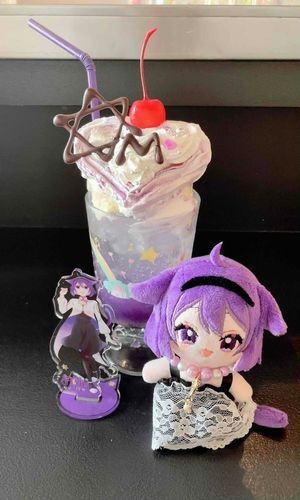 まいんちゃん　がいねんの　ぱふぇ　つくってもらった！