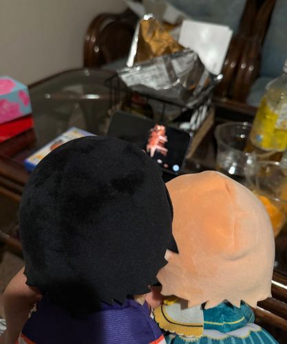 ホラー映画を鑑賞
ちびぬいたちはくっついて見ています