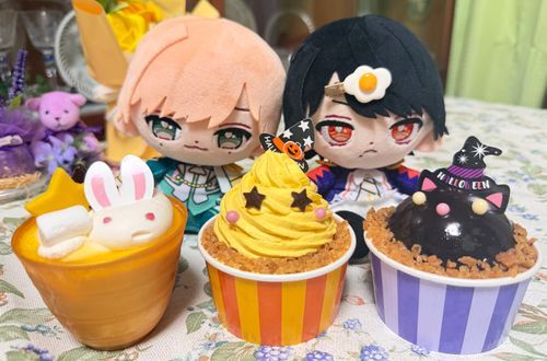 ハロウィンのケーキです
どれもかわいいね　仲良く食べてね