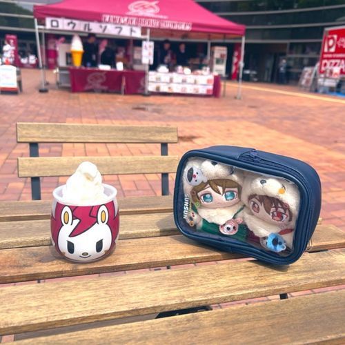 「ほうら たかみね！ゆるきゃら だぞ！」
『ろうる は ゆるきゃら じゃないです…にんき すぎる…』