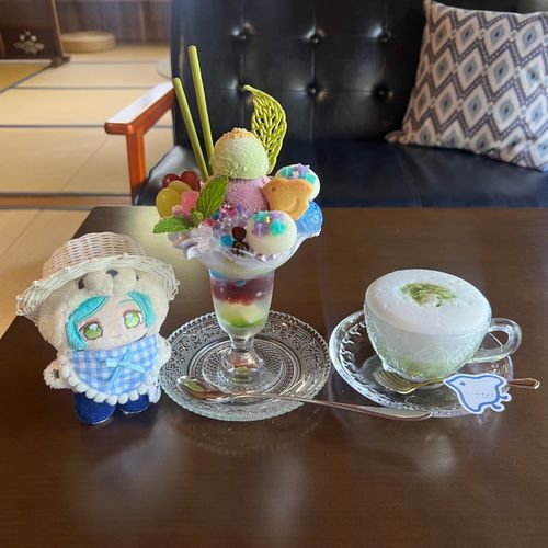 こみんか かふぇ の ぱふぇ 🍨