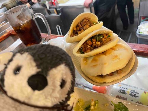 角煮が入っててすごくおいしいの！　何個も食べちゃうね〜🐧