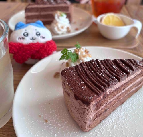 クリスマスはカフェでケーキ食べたよ✨