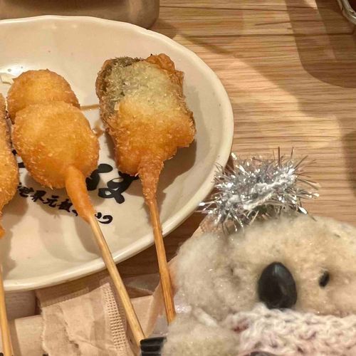 なげのかぞくがおおさかにようじがあり、なげも、きましたよ🐨❤️くしかつをたべて、いましたよ🐨❤️