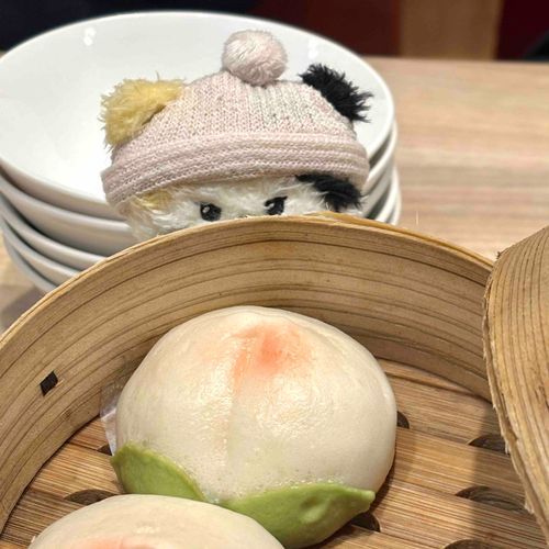 ばーみやんの  ももまん ˆ⩌⩊⩌ˆ