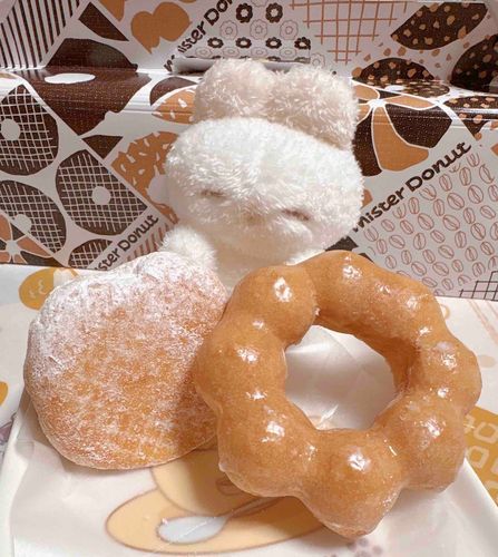 ちゃみみちゃんとドーナツ食べたよ🍩🍴
