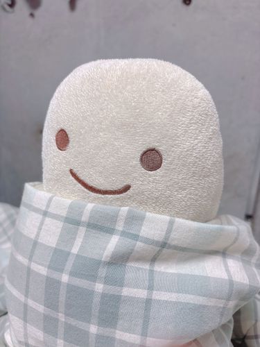 かけぶとん スカーフみたい かわいいね✨️
しろにょろ、心の一句