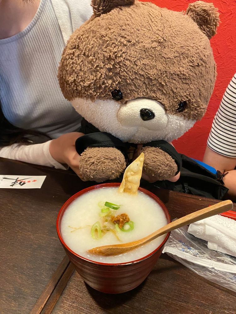 カワミちゃんだよ。中華料理を食べに連れてきてもらったよ‼️中華粥がすごくおいしかったよ🤤