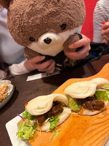 カワミちゃんだよ。中華料理を食べに連れてきてもらったよ‼️中華粥がすごくおいしかったよ🤤