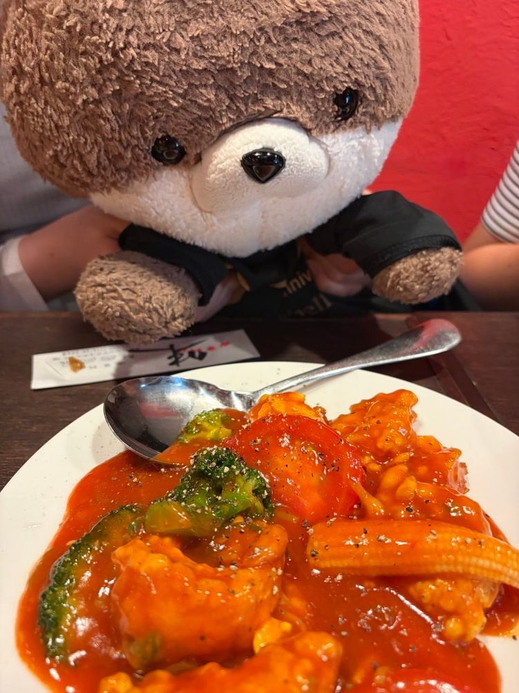 カワミちゃんだよ。中華料理を食べに連れてきてもらったよ‼️中華粥がすごくおいしかったよ🤤