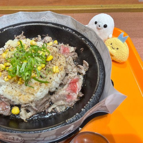ぺっぱーらんちを、たべました。