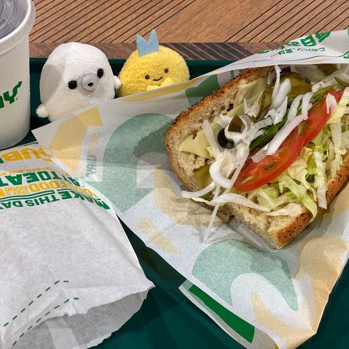 さんどいっちを、たべました。
