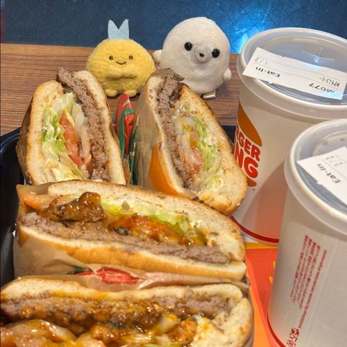 はんばーがーを、たべました。