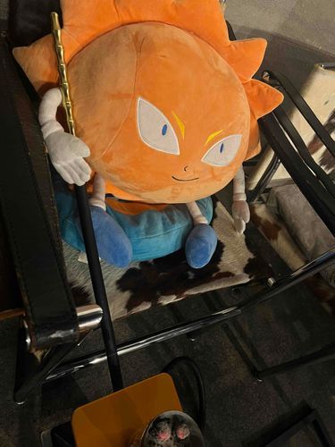 ドンパッチさんは
いつもすごいそんざいかんで
なかまたちをみまもっているんだ！
しーしゃおいしい？