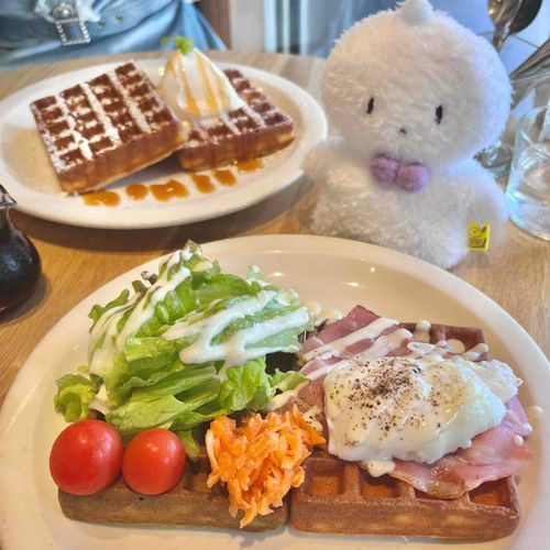 きのうたべたワッフルだよ   ワッフル、だ～いすき🧇