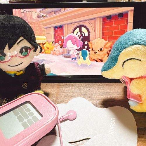 ぽこぽけ、やりすぎちゅうい！
かたに、びりびり！