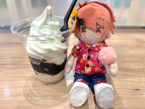 コーヒーゼリーのソフトクリームだよ〜おいし〜