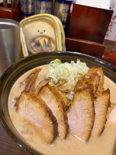 ゆびんばちゃん「らあめん…あるじ、おれにもくれ」