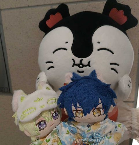 身体が昆布くさい…旨味が染み込んでいるのかﾂ…!? 🦦⸒⸒

同じ声だからって役になりきっちゃってるね…？…でもほんとに食べられそうだねっ💦