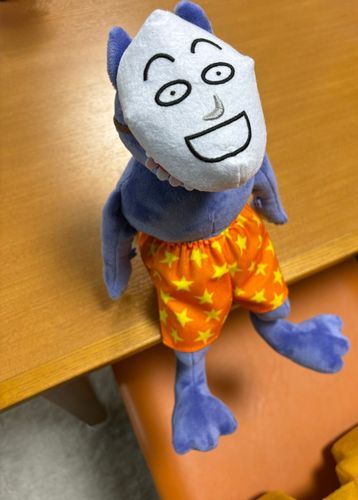 ケダモノ
オオカミ ノ コ
フライドチキン タベル
テーブル フチ スワル