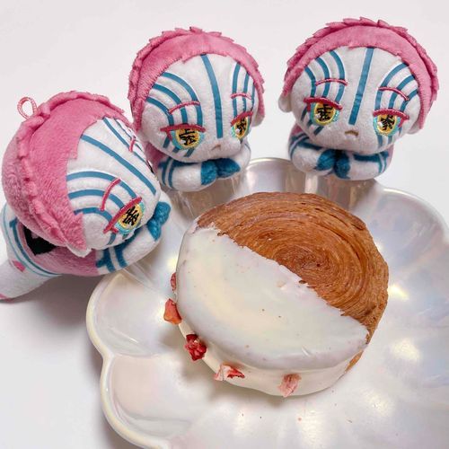 おもいでﾊﾟｼｬ📸

でにしゅろるっていうみたいの！
いちごみゆくあじだた🍓🍼