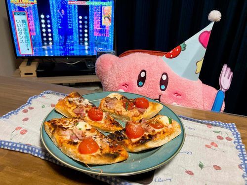 もぐ〜
(トマト多めのマルゲリータ)